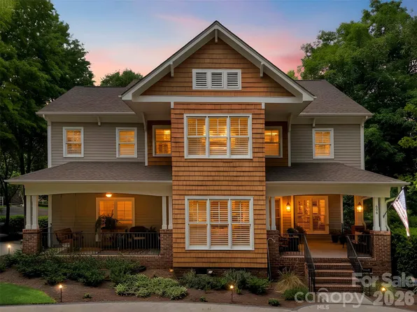 606 Andover Ln, Tega Cay, SC 29708