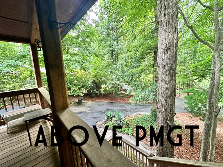 126 Lakeshore Dr — Photo 9