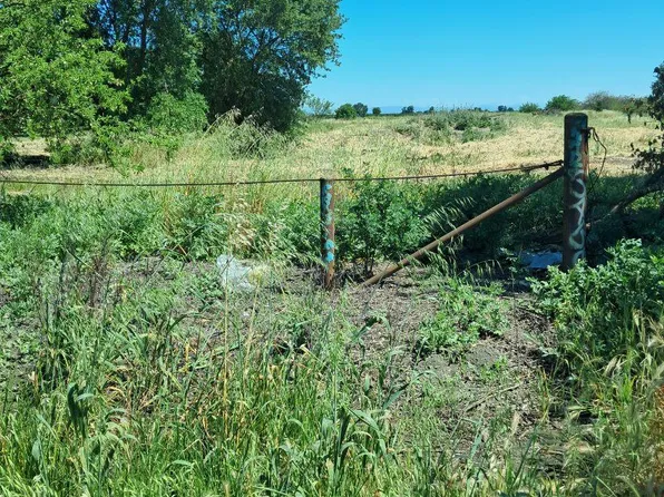 1816 S Walker Ln, Stockton, CA 95215