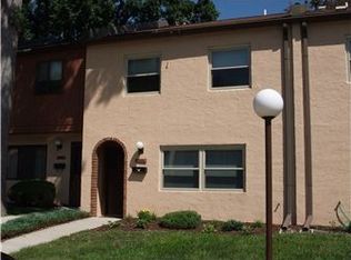 2202 Chelmsford Cir, Newark, DE 19713