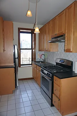 Rented by Citi Nest Group LLC | media 33