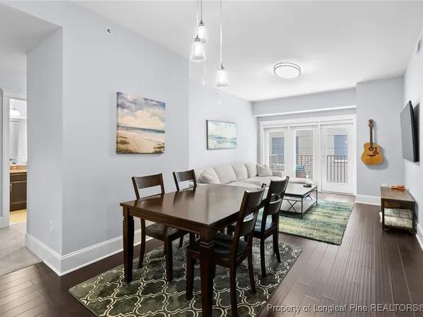 222 Glenwood Ave APT 208, Raleigh, NC 27603