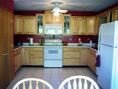 4th image of 230 Beacon Hill Dr