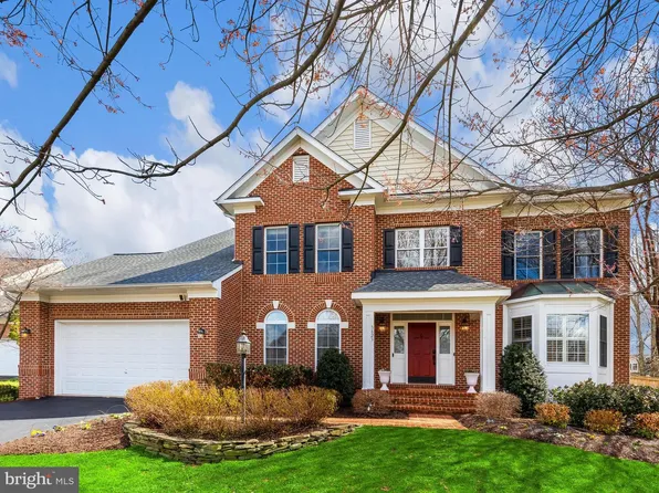 3623 Rocky Meadow Ct, Fairfax, VA 22033