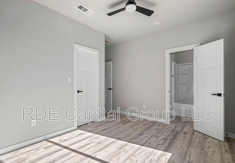 948 Corinth Street Rd #6 — Photo 15