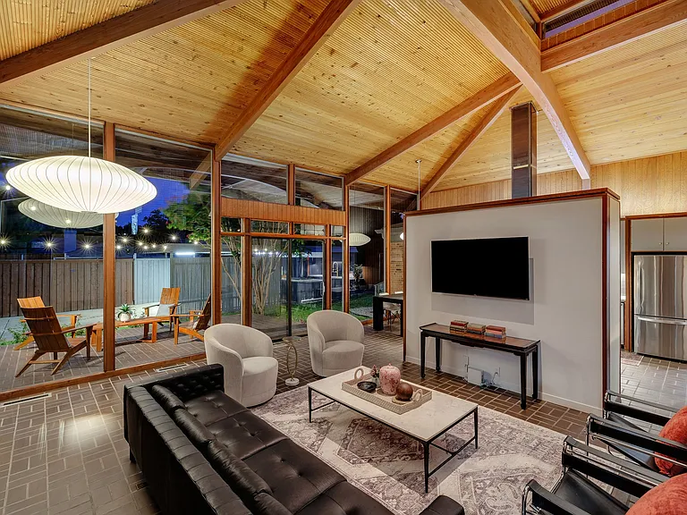 7158 Joyce Way — Photo 39