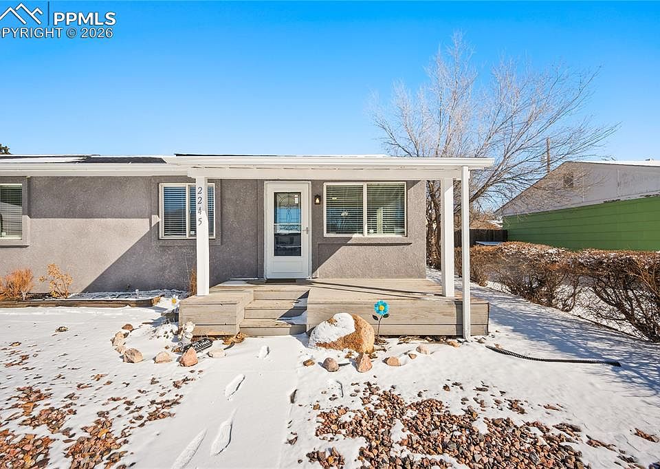 1st image of 2245 Ivanhoe Dr