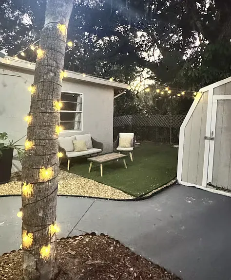 4495 Cocoanut Ave — Photo 17