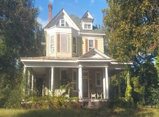 201 Cedar St, Suffolk, VA 23434