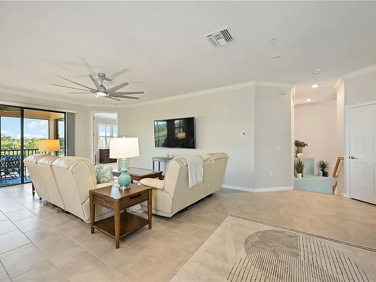 10817 Tarflower Dr #201 — Photo 6