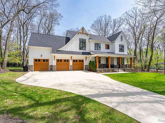 2nd image of 4375 Derry Rd