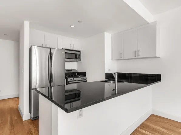 225 Schermerhorn Street image 3 of 27