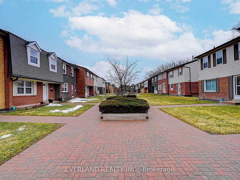 25 Brimwood Blvd #96 — Photo 2