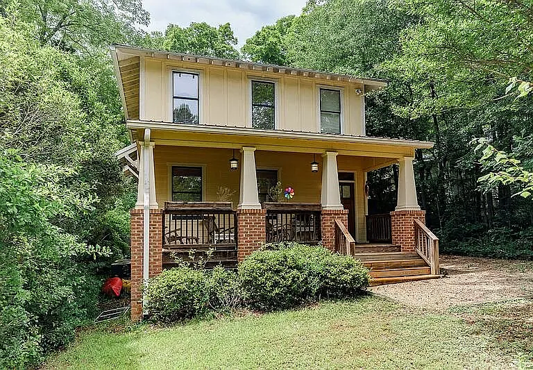 145 Hillside St — Photo 1