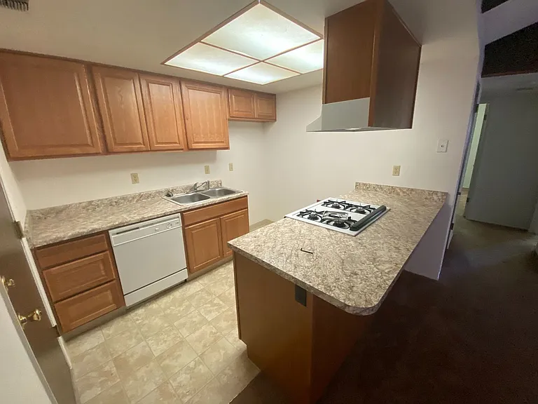 8969 El Oro Plaza Dr — Photo 2