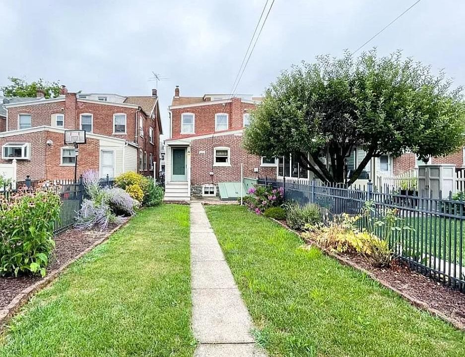 374 Spruce St, Pottstown, PA 19464 Zillow