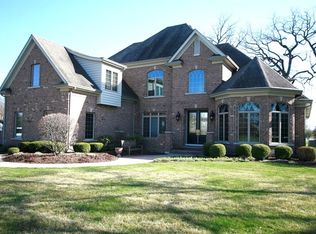 46 S Royal Oaks Dr, Bristol, IL
