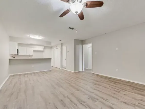 1924 Etain Rd, Irving, TX 75060