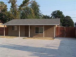 2nd image of 3852 E Harvey Ave