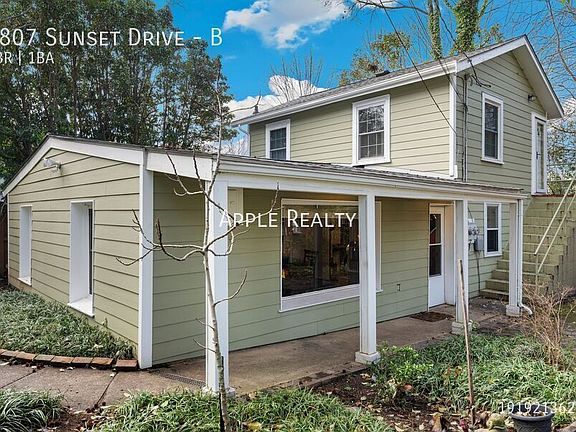 2nd image of 1807 Sunset Dr #B