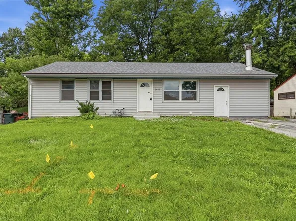 2402 N Liberty St, Independence, MO 64050