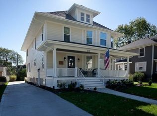 212 Douglas Ave, Naperville, IL 60540