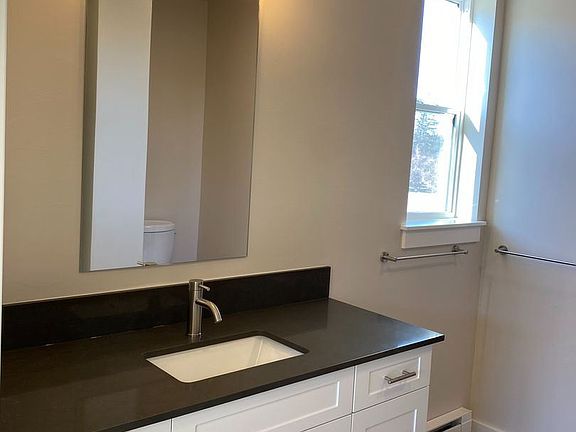 3rd image of 2222B Willow Dr Unit 39