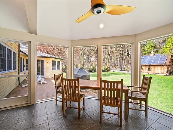 4th image of 136 Plympton Rd