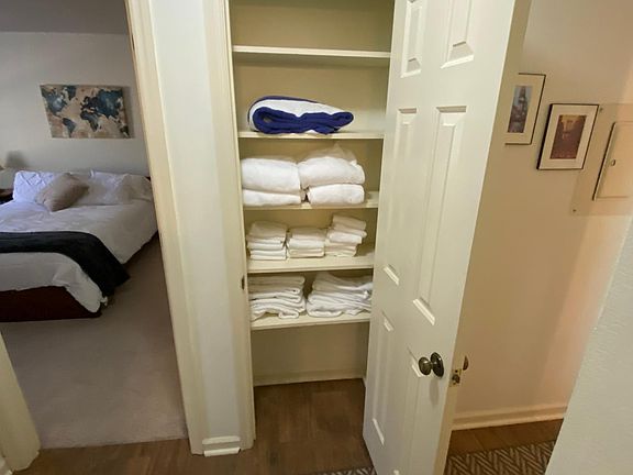 5th image of 6201 Friar Tuck Dr NW Unit A