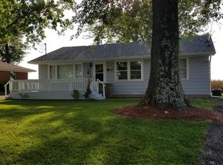 767 N Main St, Okawville, IL 62263