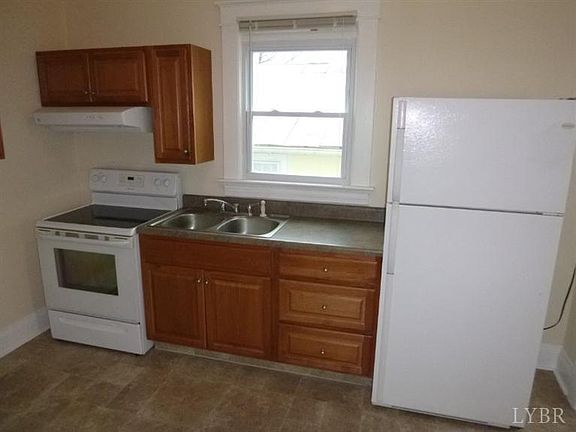 5th image of 1307 Tilden Ave