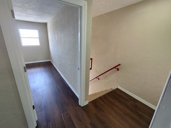 3rd image of 1018 Cutters Way #U