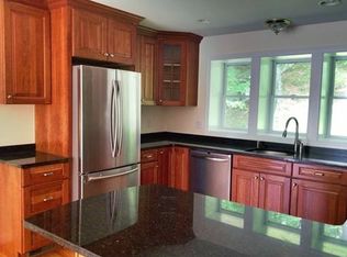 489 Essex Ave #A, Gloucester, MA 01930