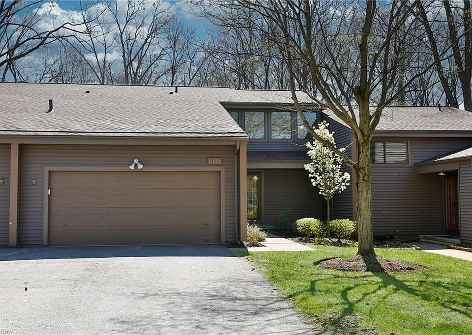 1st image of 8197 Stoney Brook Dr