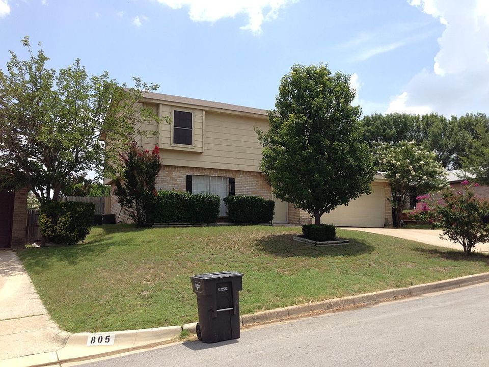 2nd image of 809 Panay Way Dr