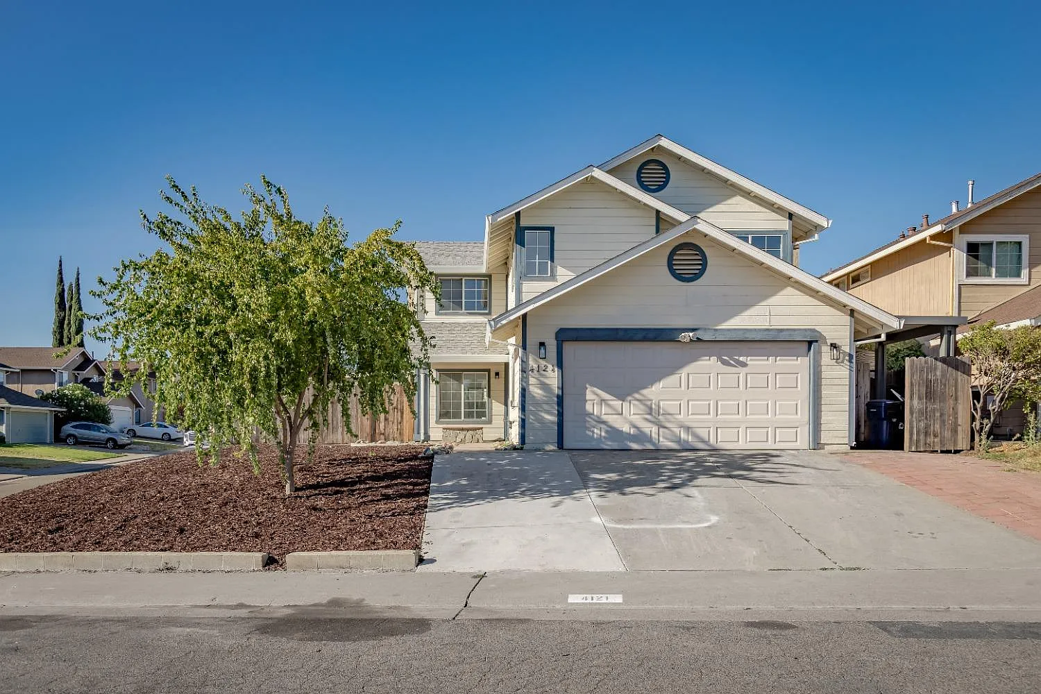 4121 Diane Dr photo 1