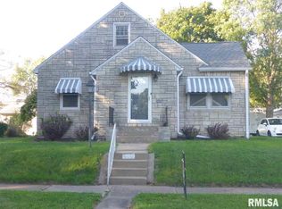 521 21st Ave, Moline, IL 61265