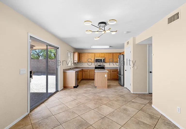 15957 W Cottonwood St — Photo 8