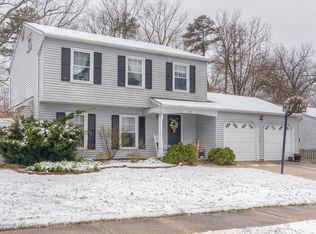 68 Concord Cir, Howell, NJ 07731