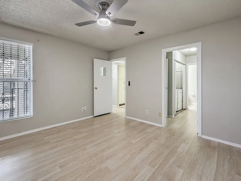 2981 Country Manor Ln #122 — Photo 18