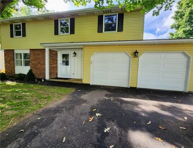 35 Longhorn Dr, West Henrietta, NY, 14586