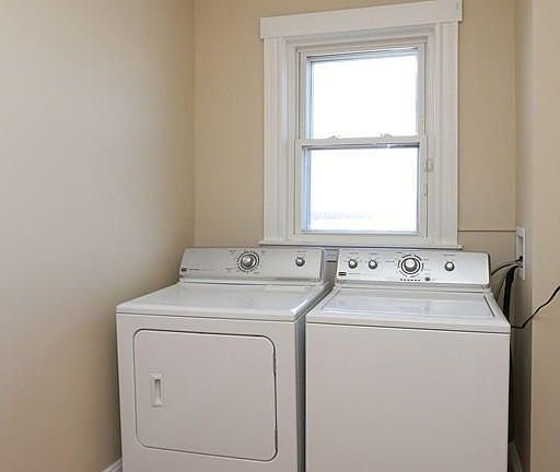 In-unit laundry