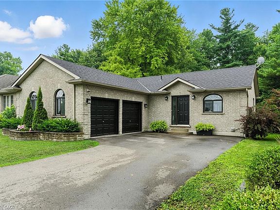 3rd image of 53 Hawtrey Rd