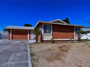 685 Riata Way, Las Vegas, NV 89110