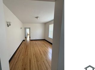 333 N Pine Ave, Chicago, IL 60644
