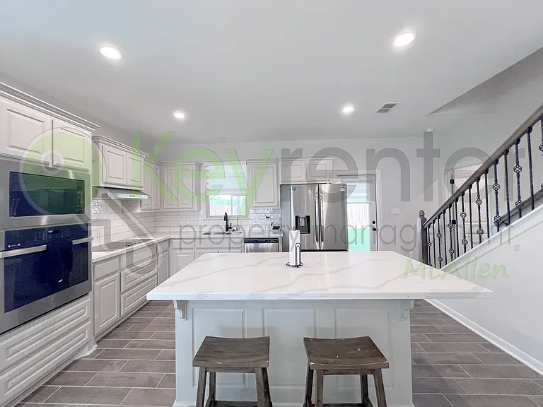 2603 N Rocky Rose Ave — Photo 8