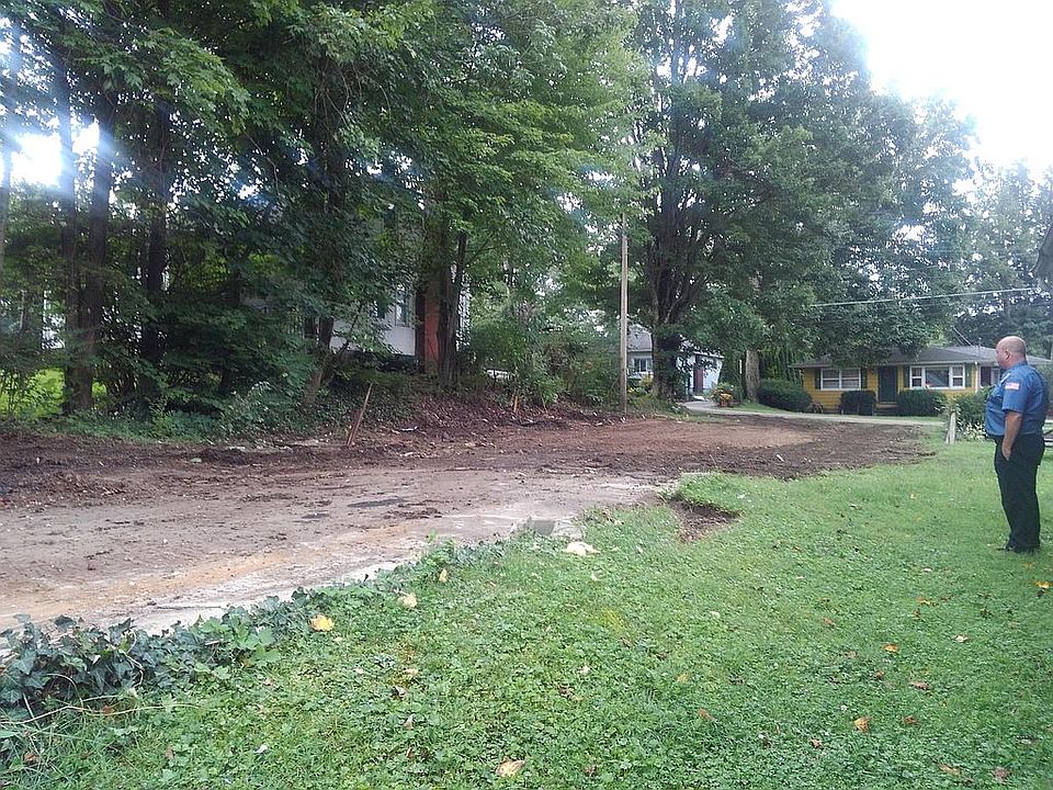 2nd image of 12076 Midway Dr