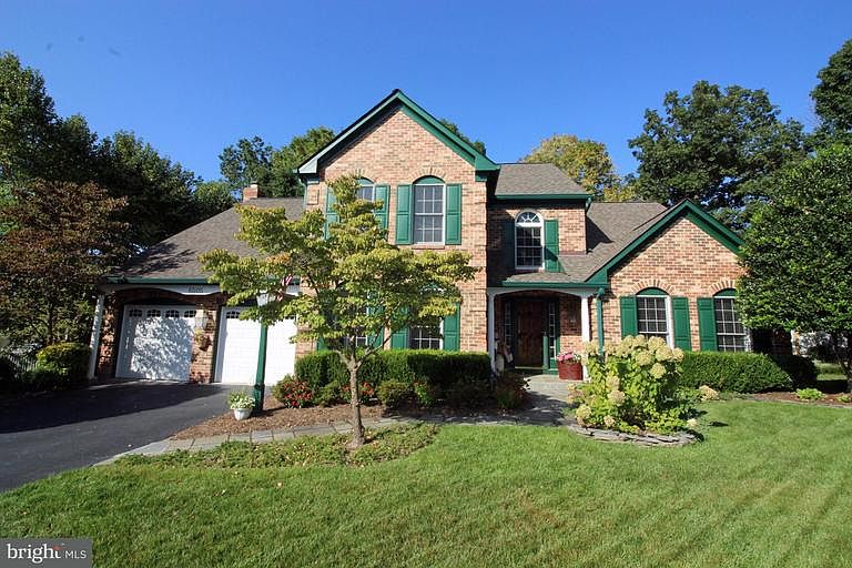 2nd image of 6505 Rockland Ct