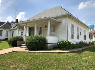 105 E South St, Astoria, IL 61501