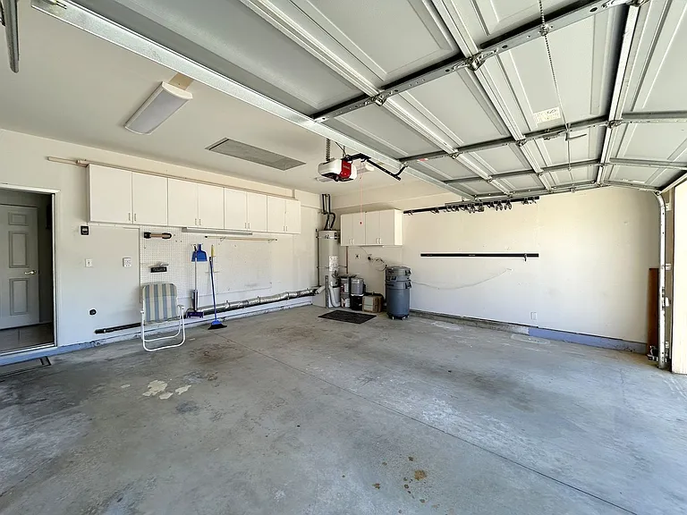 5793 Orange Tree Ave — Photo 20